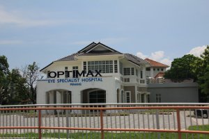 Optimax Eye Specialist Hospital